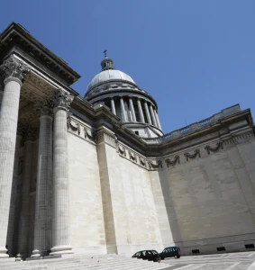 Des Pantheon