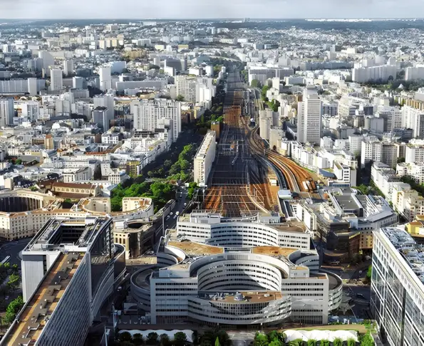 Paris Montparnasse train station des img